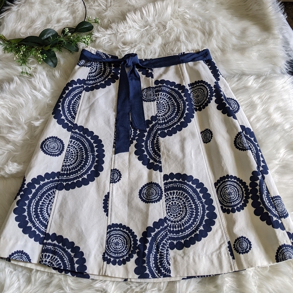 600 West Skirt NWOT - Picture 3 of 11